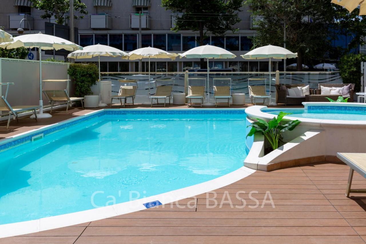 Hotel Ca' Bianca ริชชิโอเน ภายนอก รูปภาพ
