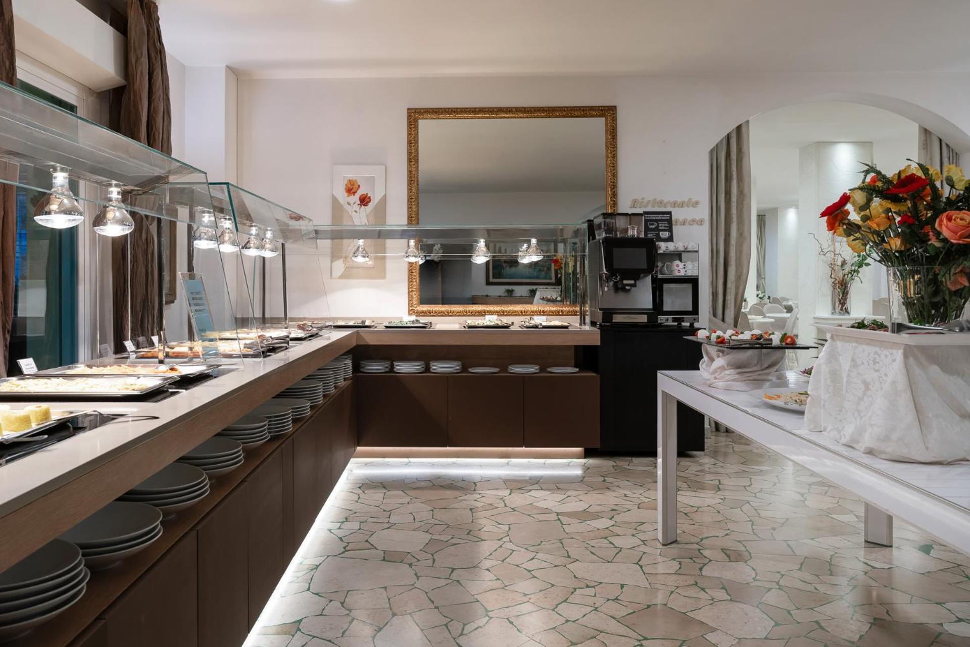 Hotel Ca' Bianca ริชชิโอเน ภายนอก รูปภาพ