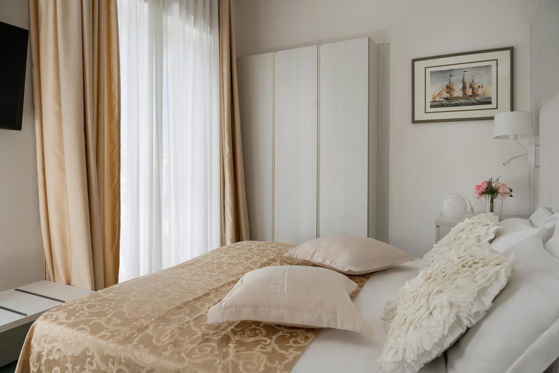Hotel Ca' Bianca ริชชิโอเน ภายนอก รูปภาพ